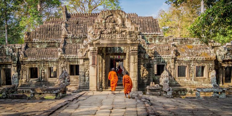 Angkor Thom/ Ženský  klášter + Apopo důlní muzeum