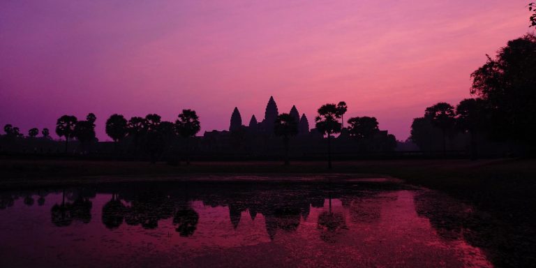 Angkor od východu po západ slunce