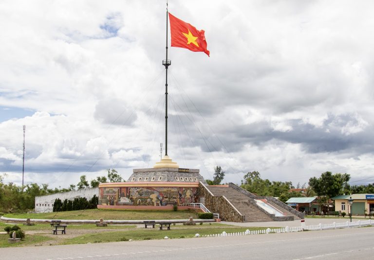 Całodniowa wycieczka dziedzictwo przeszłości: quang tri i strefa zdemilitaryzowana (dmz)
